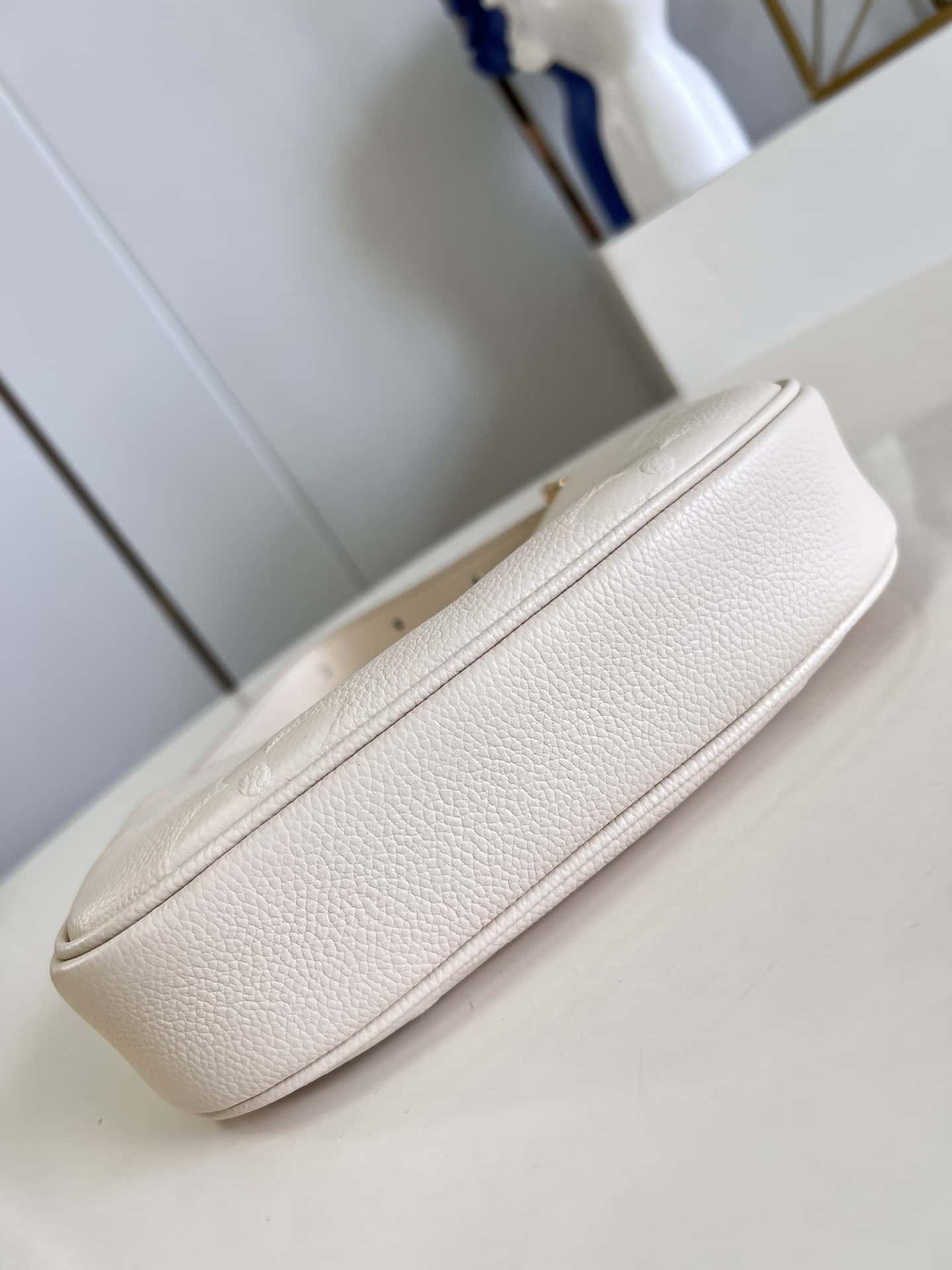 Lv Mini Moon Bag Cream M82519 - Nice Bag™